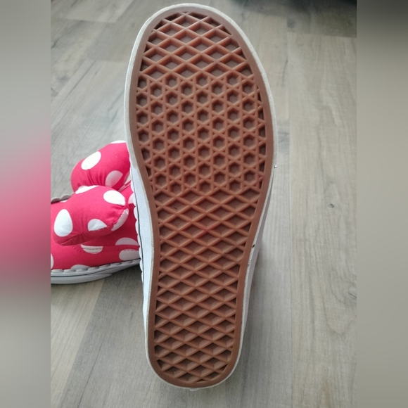 Vans X Disney Minnie Mouse White Polka Dot Slip-On Sneakers with Bow Woman's - Picture 7 of 9